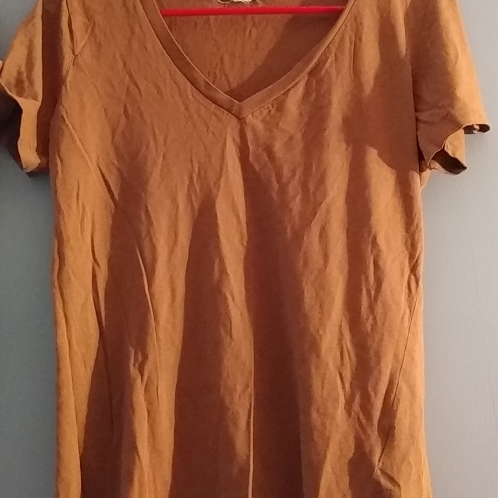Light brown tshirt